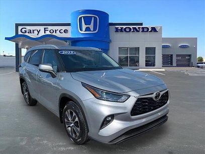 Used 2023 Toyota Highlander XLE