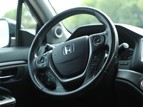 Used 2019 Honda Ridgeline RTL-T image 14