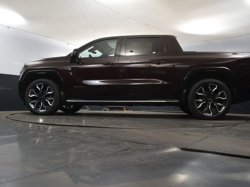 New 2025 GMC Sierra EV Denali image 50