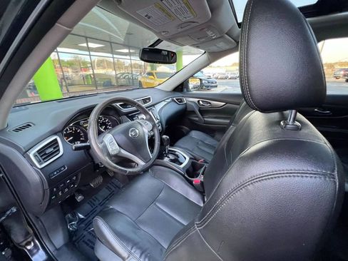 Used 2016 Nissan Rogue SL w/ SL Premium Package image 11