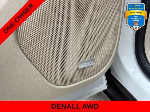 Used 2023 GMC Acadia Denali w/ Denali Ultimate Package AWD/4WD image 23