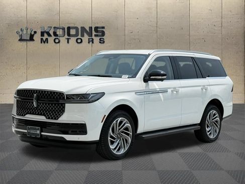 New 2027 Lincoln Navigator Premiere AWD/4WD image 1