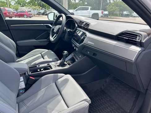 Used 2025 Audi Q3 2.0T Premium w/ Convenience Package AWD/4WD image 50