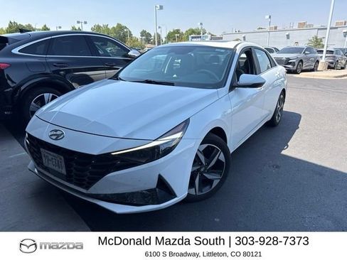 Used 2022 Hyundai Elantra Limited w/ Preferred Accessory Package FWD image 1