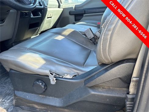 Used 2017 Ford F250 XL image 5