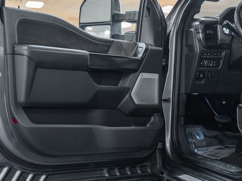 Used 2023 Ford F150 Platinum w/ Max Trailer Tow Package image 52