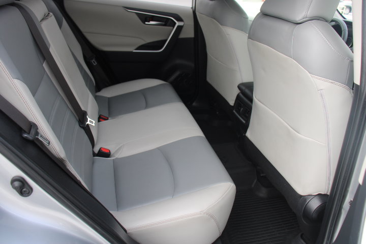 Used 2019 Toyota RAV4 XLE Premium w/ All Weather Liner Package FWD image 20