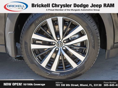 Used 2023 Nissan Pathfinder Platinum w/ Cargo Package image 42