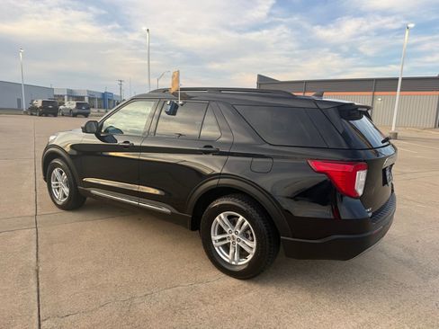 Certified 2024 Ford Explorer XLT w/ Equipment Group 202A AWD/4WD image 7