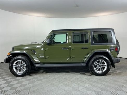 Used 2021 Jeep Wrangler Unlimited Sahara w/ Uconnect 4C Nav & Sound Group AWD/4WD image 8
