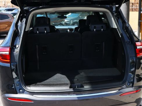 Used 2018 Buick Enclave Essence w/ Trailering Package FWD image 24