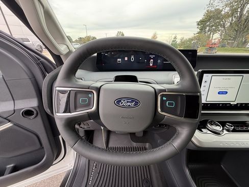 New 2025 Ford Expedition Max Active image 23