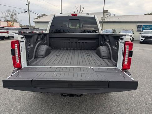 New 2026 Ford F250 Lariat w/ Lariat Ultimate Package image 13