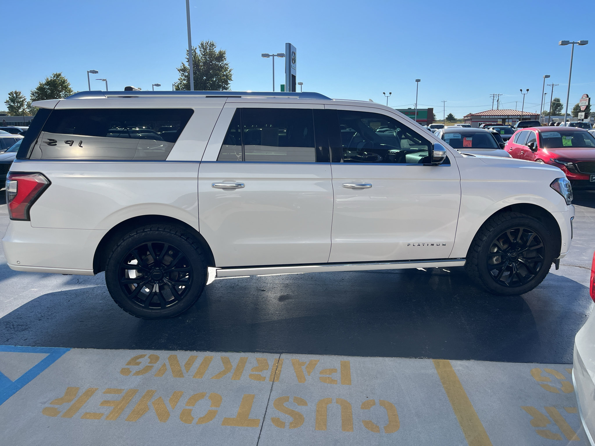 Used 2018 Ford Expedition Max Platinum AWD/4WD image 8