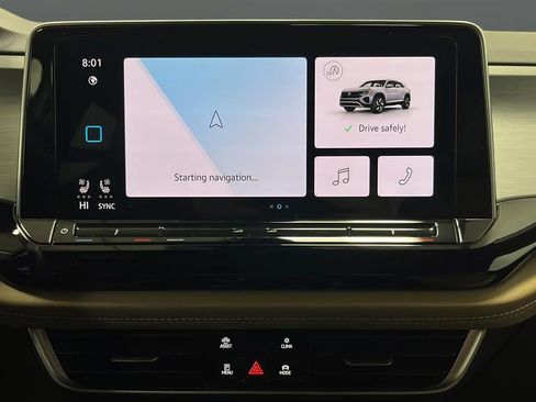 Used 2024 Volkswagen Atlas Cross Sport SE image 25