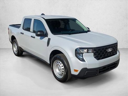 New 2025 Ford Maverick XL w/ Equipment Group 102A image 6