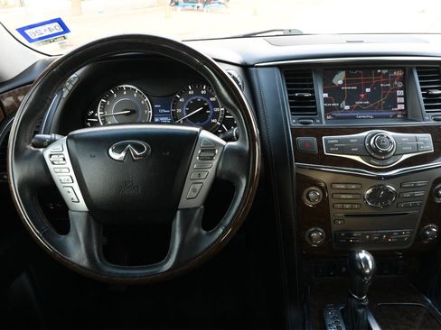 Used 2015 INFINITI QX80 Luxe w/ 22" Wheel Package image 9