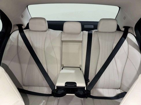 Used 2022 Mercedes-Benz E 350 4MATIC Sedan image 46