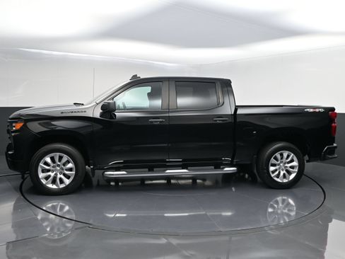 Used 2023 Chevrolet Silverado 1500 Custom w/ LPO, Dark Essentials Package AWD/4WD image 4