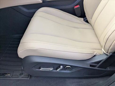 Used 2026 Acura MDX FWD image 4