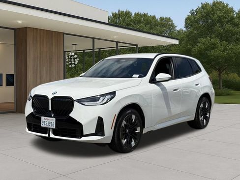 Used 2025 BMW X3 xDrive30i w/ M Sport Package AWD/4WD image 2