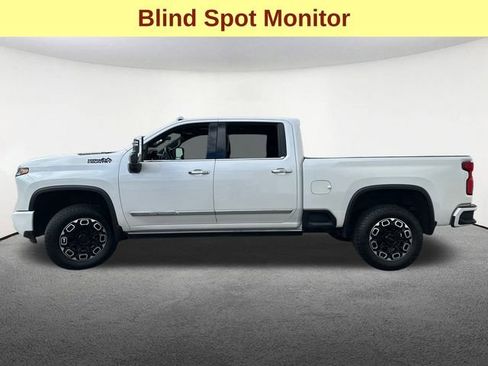 Used 2024 Chevrolet Silverado 2500 High Country w/ High Country Premium Package image 6