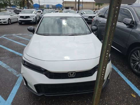 Used 2025 Honda Civic Sport image 2