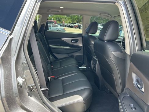 Certified 2023 Nissan Murano SL w/ Cargo Package FWD image 47