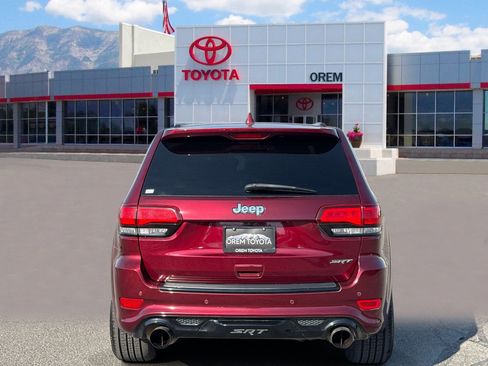 Used 2017 Jeep Grand Cherokee SRT AWD/4WD image 4