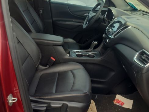 Used 2020 Chevrolet Equinox LT w/ Sport Edition FWD image 8