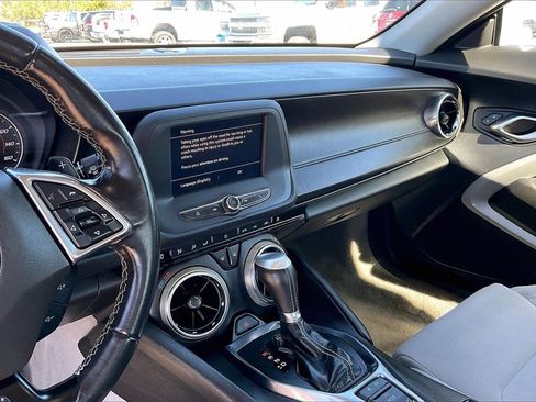 Used 2023 Chevrolet Camaro LT image 7