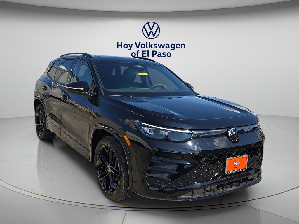 New 2026 Volkswagen Tiguan SE R-Line FWD image 1