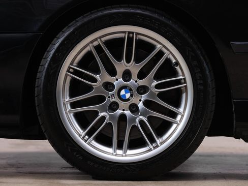 Used 2003 BMW M5 image 43