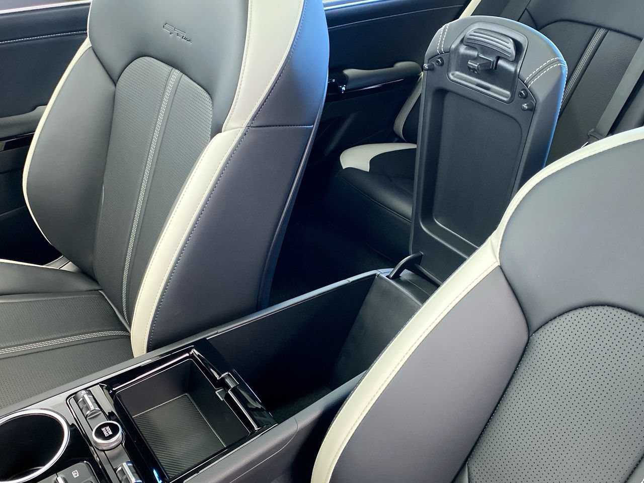 New 2026 Kia K5 GT-Line FWD image 29