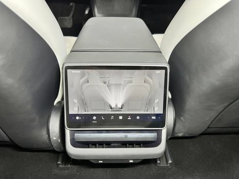 Used 2025 Tesla Model 3 Long Range RWD image 20