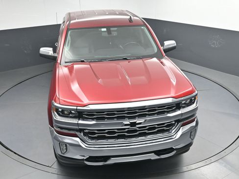 Used 2018 Chevrolet Silverado 1500 LTZ image 31