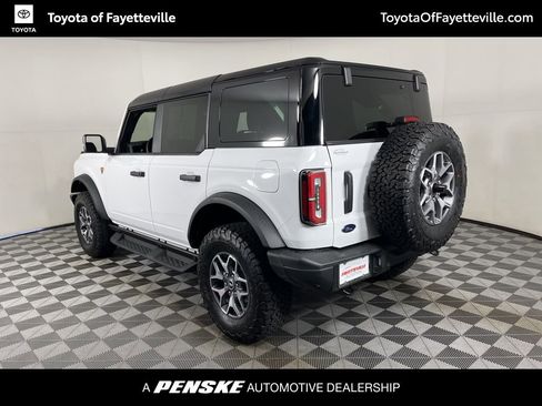 Used 2025 Ford Bronco Badlands image 13