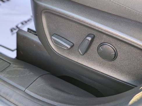 Used 2023 Ford Escape Active image 29