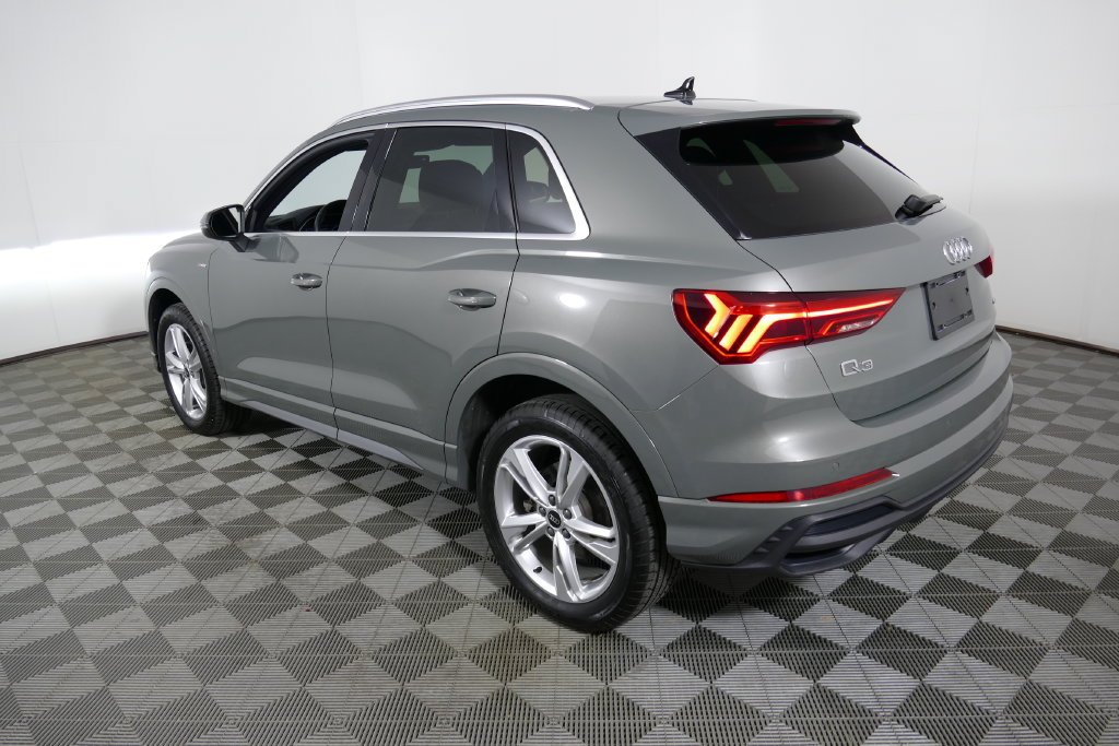 Used 2024 Audi Q3 2.0T Premium Plus AWD/4WD image 5
