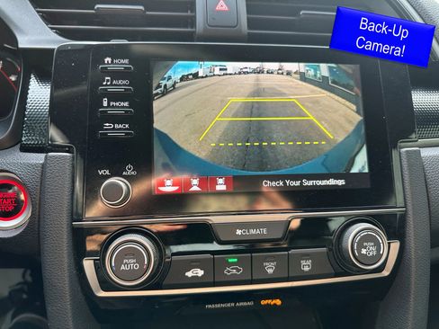 Used 2020 Honda Civic Sport image 2