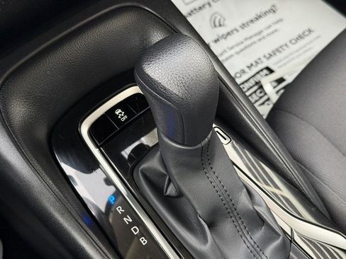 Used 2022 Toyota Corolla LE w/ LE Convenience Package image 26