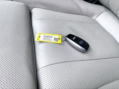 Used 2021 Subaru Ascent Limited w/ Technology Package image 32