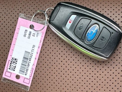 Used 2021 Subaru Outback Touring w/ Popular Package #2 image 39