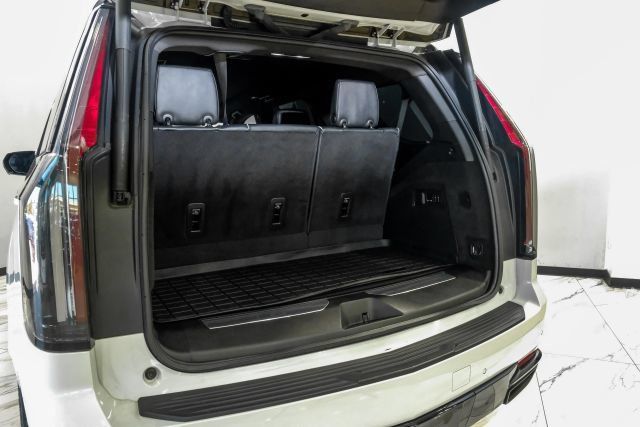 Used 2023 Cadillac Escalade Sport RWD image 73
