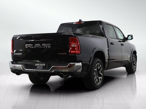 Used 2025 RAM 1500 Laramie AWD/4WD image 6
