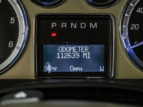 Used 2014 Cadillac Escalade ESV Platinum RWD image 21