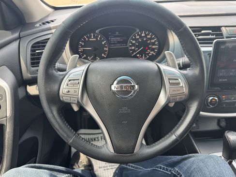 Used 2016 Nissan Altima 2.5 SR FWD image 8
