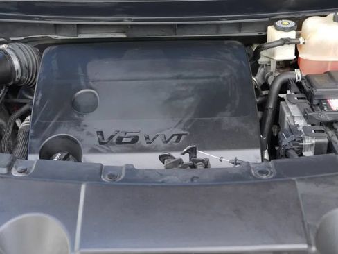 Used 2018 Chevrolet Traverse LT FWD image 15