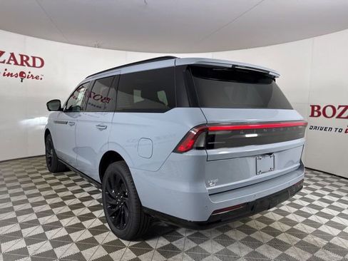 New 2025 Lincoln Navigator Reserve w/ Jet Appearance Package image 5