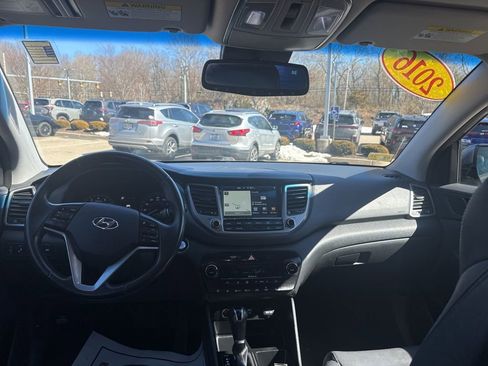 Used 2016 Hyundai Tucson Limited w/ Option Group 03 image 8
